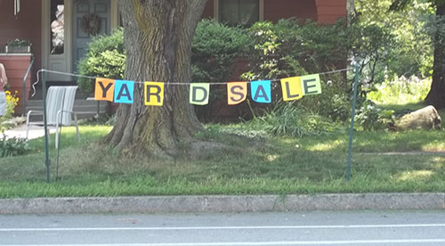 yard sale sign