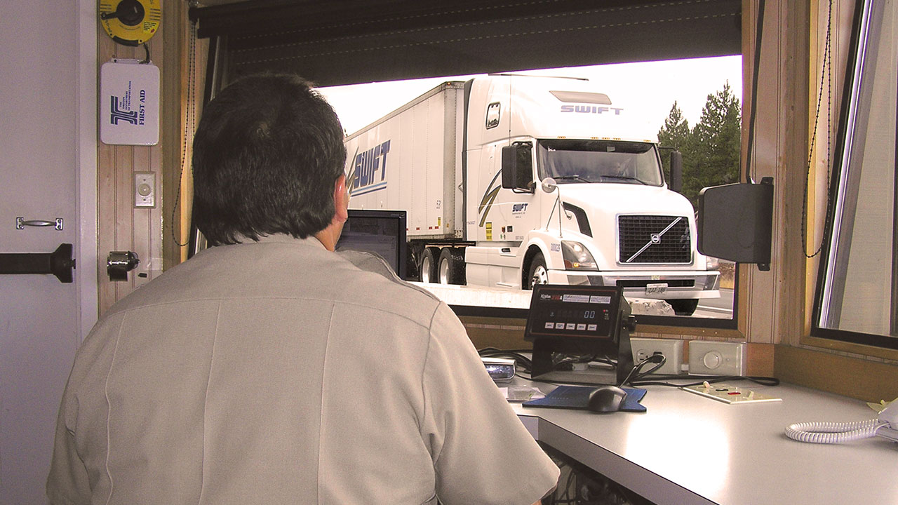 How Do Moving Companies Determine Weight