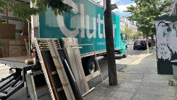 Clutter moving truck