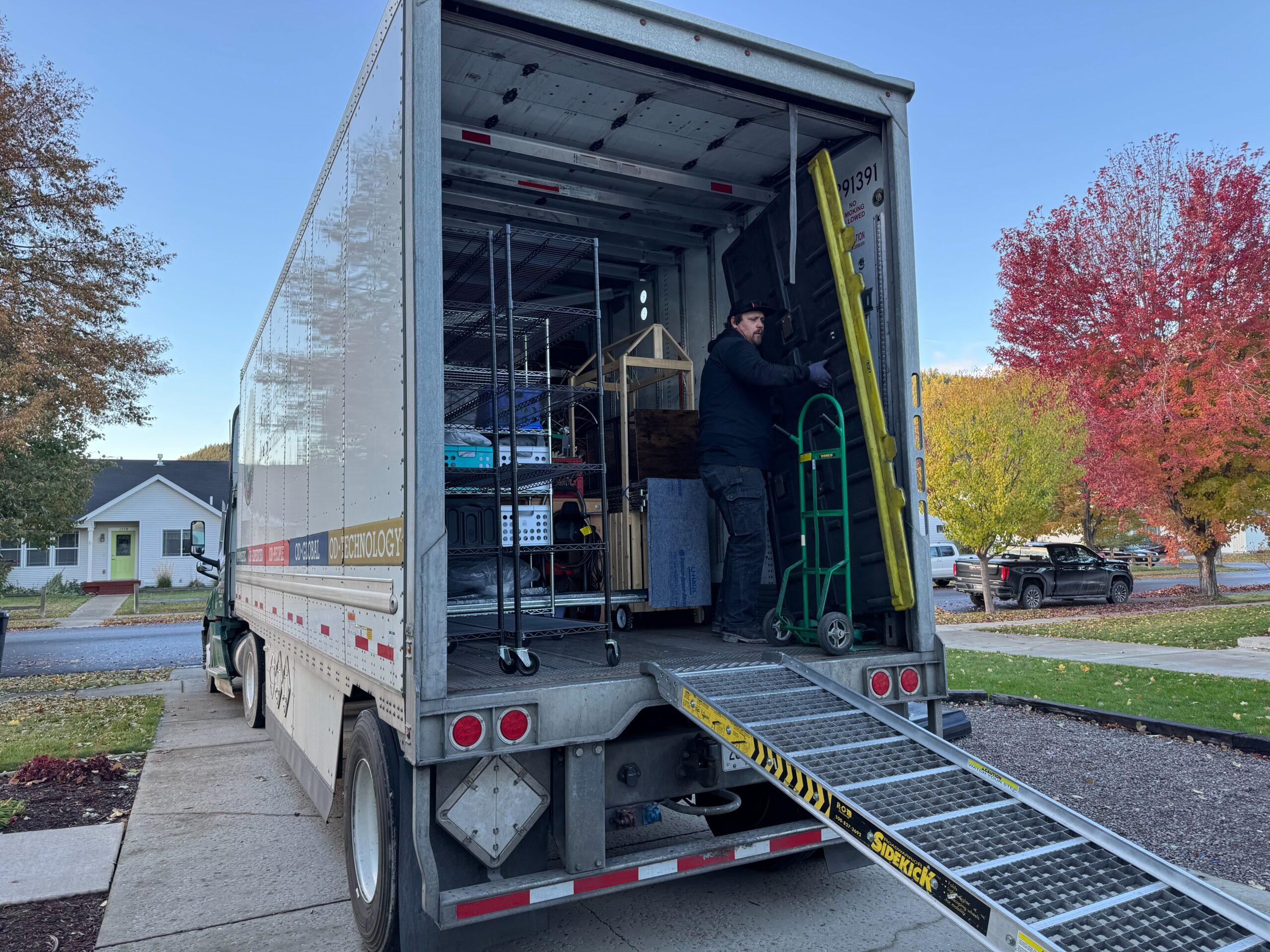 [Moving Yourself trailer drop-off/pickup photo in Kalispell, MT]
